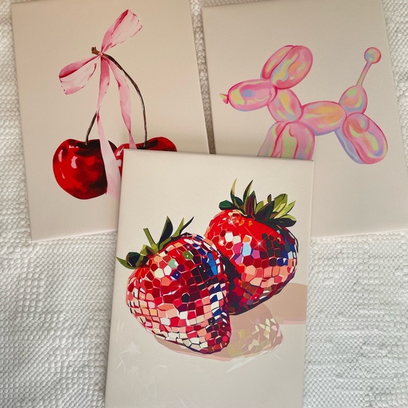 Pink strawberry Valentine’s Day bathroom set - Picture 4 of 4